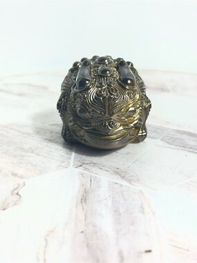 Color Changing Pixiu Tea Pet Chinese Foo Dog Resin Table Decoration